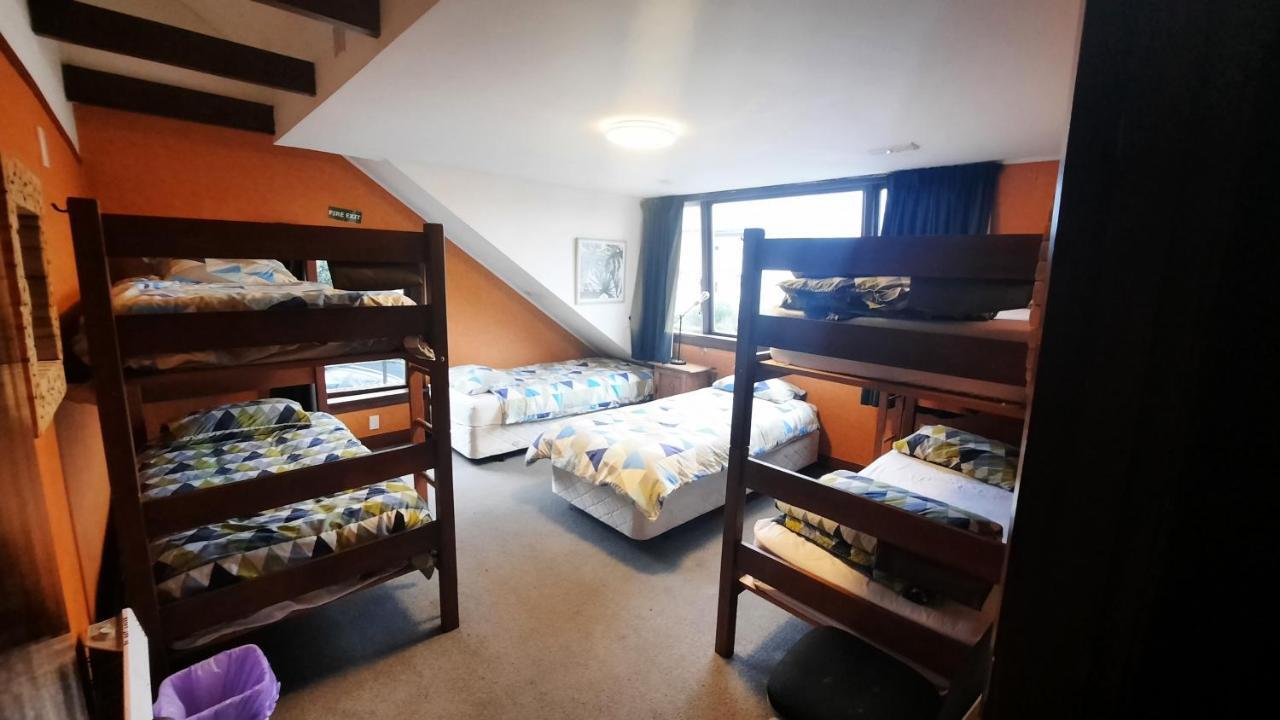 Manor House Backpackers Hostel Dunedin Buitenkant foto
