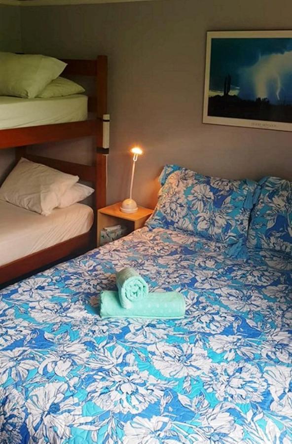 Manor House Backpackers Hostel Dunedin Buitenkant foto
