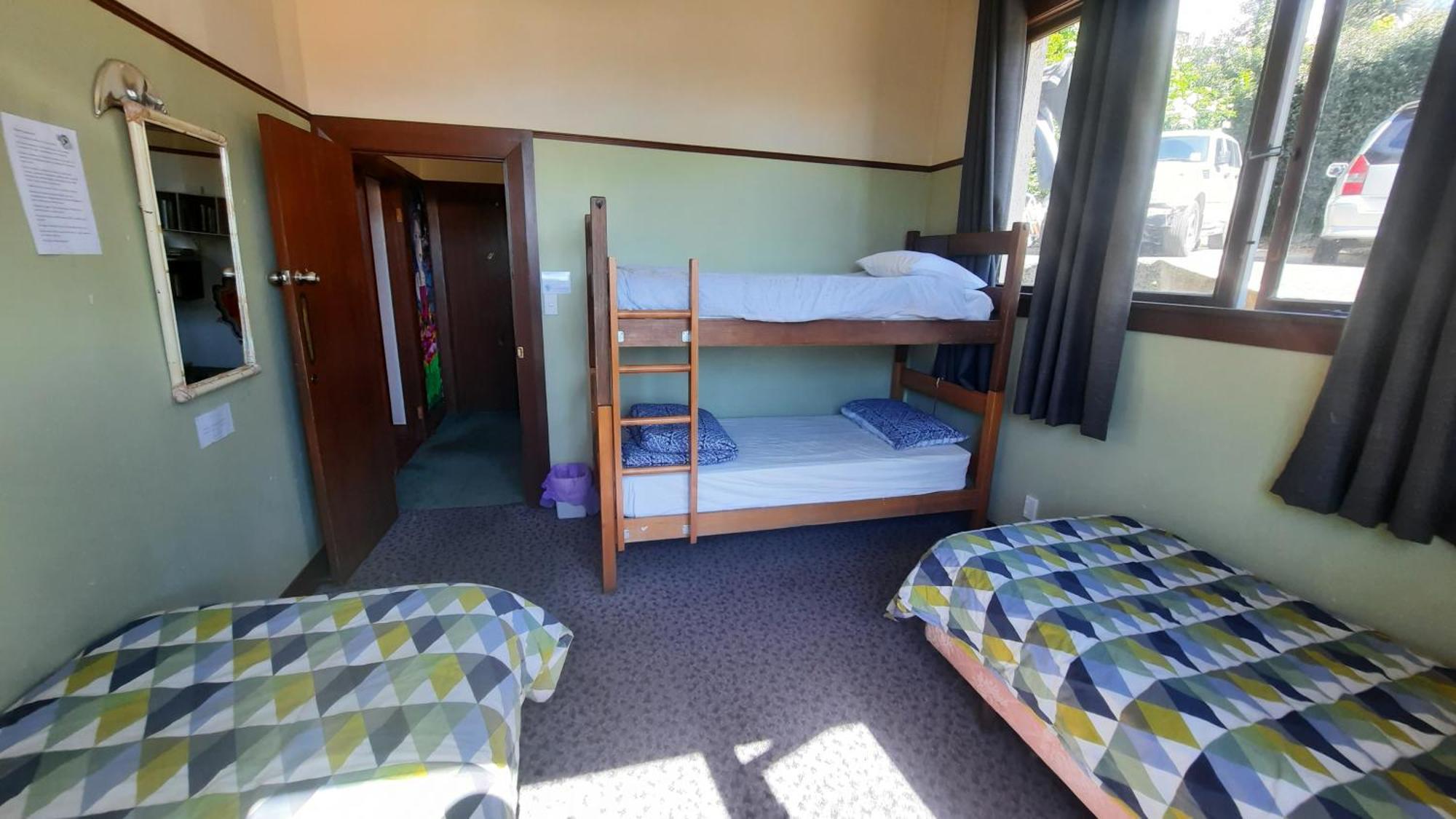 Manor House Backpackers Hostel Dunedin Buitenkant foto